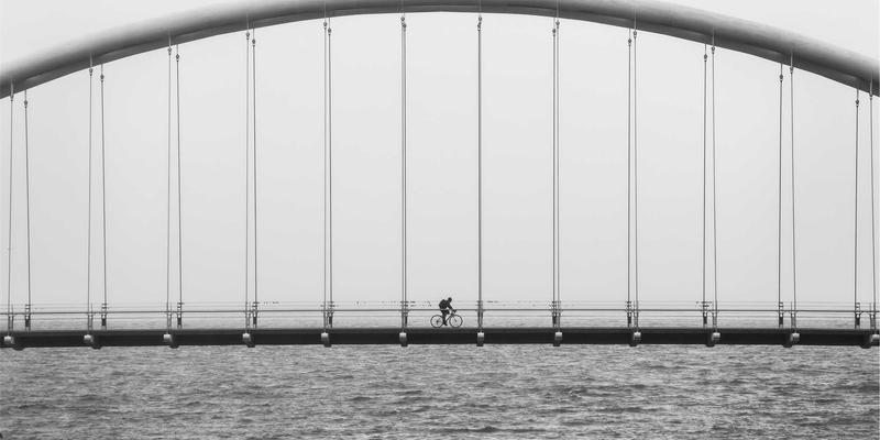 高尔夫球车选购全攻略：电动与手推式对比、电池续航与收纳功能解析